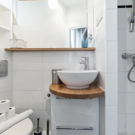 Apartment Cosy Close To Grands Boulevards - Welkeys
